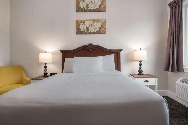 Canadas Best Value Inn (Brackley)